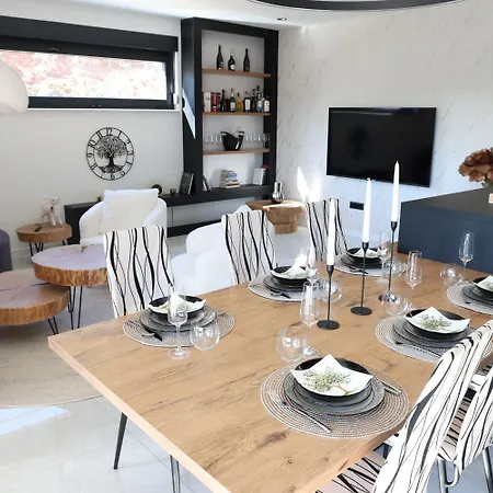 D'mmass Istria Villa *