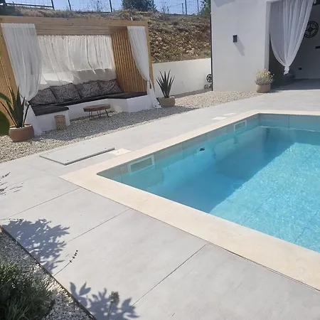 D'mmass Istria Villa
