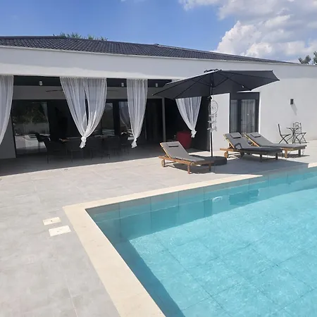 D'mmass Istria Villa Martinski